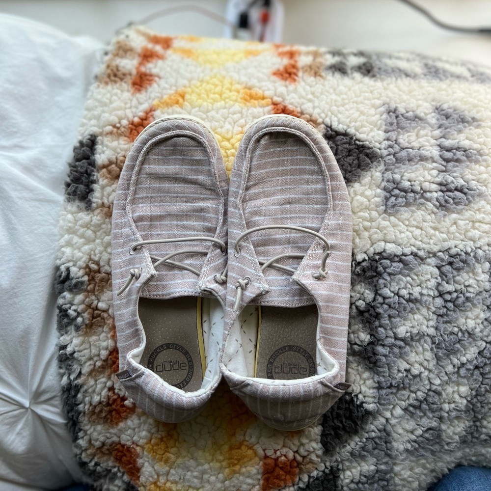 Hey Dude cloth shoes